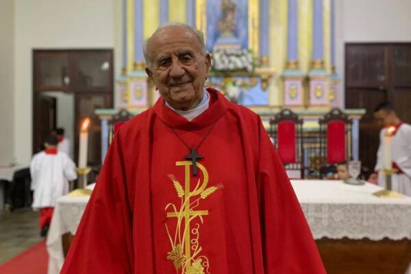 Monsenhor Luiz Pescarmona: uma vida ao ensino e catequese para o povo