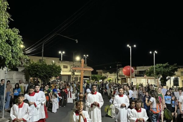 Procissão das Crianças na Solenidade de Todos os Santos