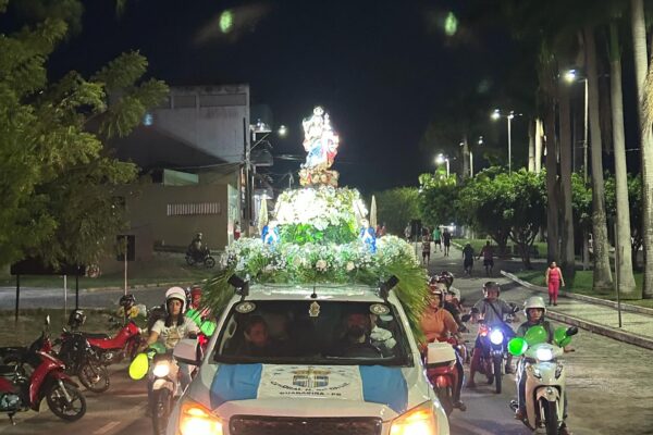 Guarabira vive a abertura da Festa da Luz com carreata e Missa Solene presidida por Dom Francisco de Sales